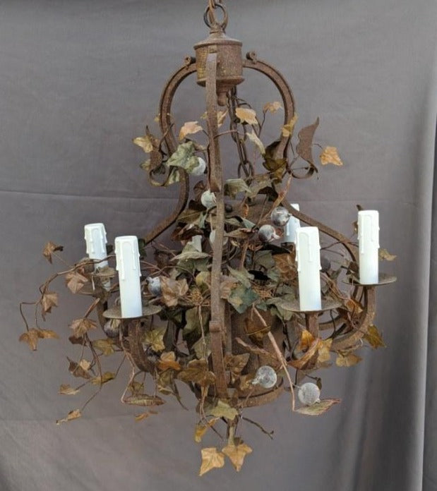 IRON CHANDELIER WITH VINES
