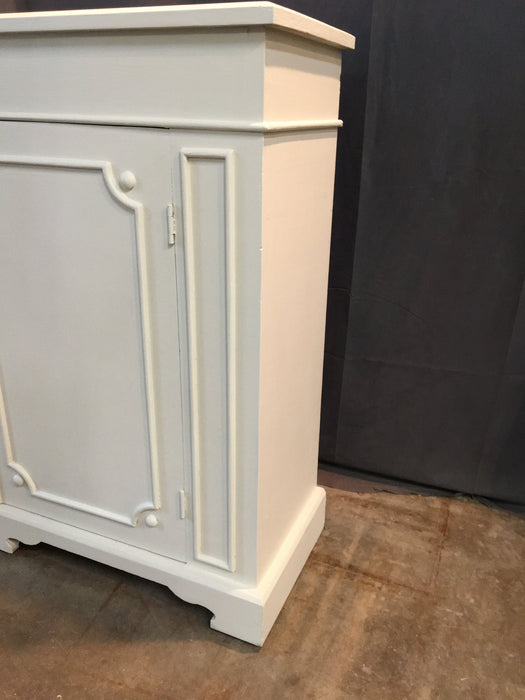 SHALLOW PAINTED CONSOLE CABINET