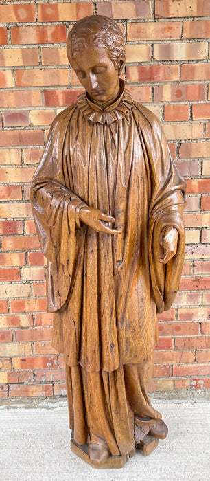 17TH CENTURY OAK RELIGIOUS STATUE