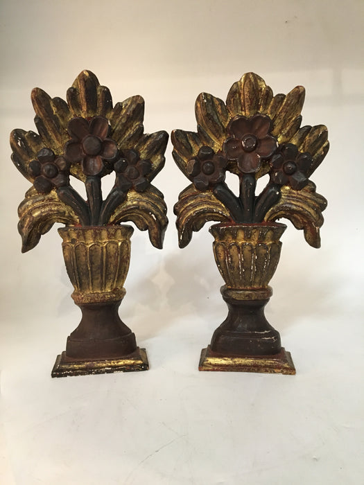 ITALIAN WOOD AND POLY-CHROME DECORATIVE CARVINGS