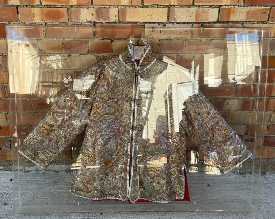 CHINESE WEDDING COAT IN PLEXIGLASS CASE