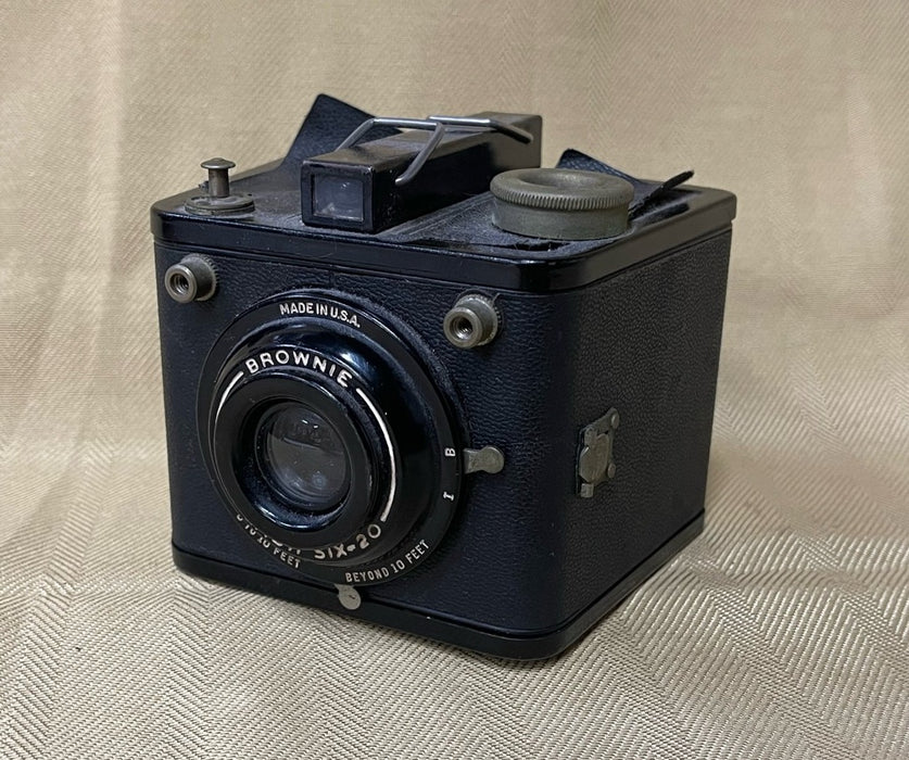 BROWNIE CAMERA