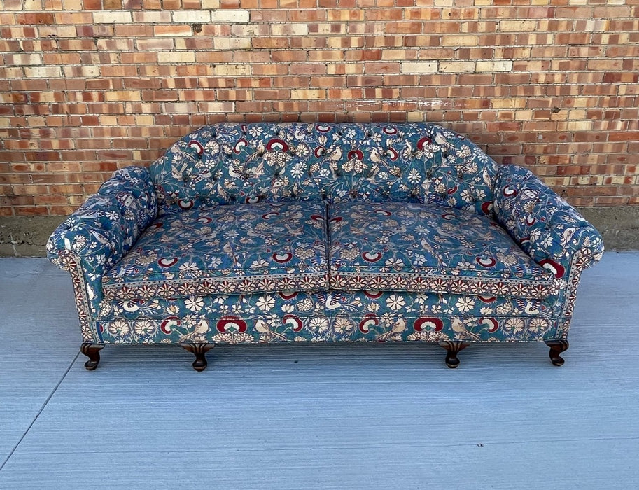LARGE TUFTED BACK QUEEN ANNE LEG SOFA