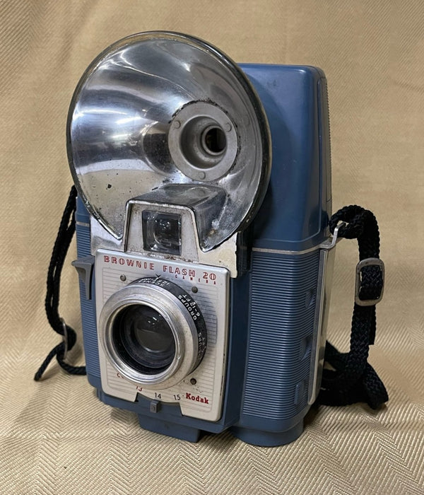 BROWNIE FLASH CAMERA