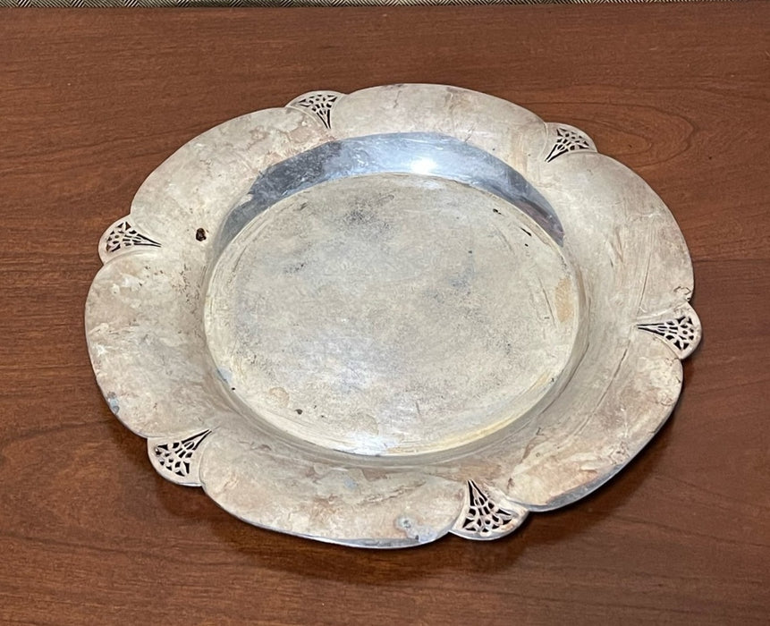 SMALL SILVERPLATE TRAY WITH PIERCED EDGES