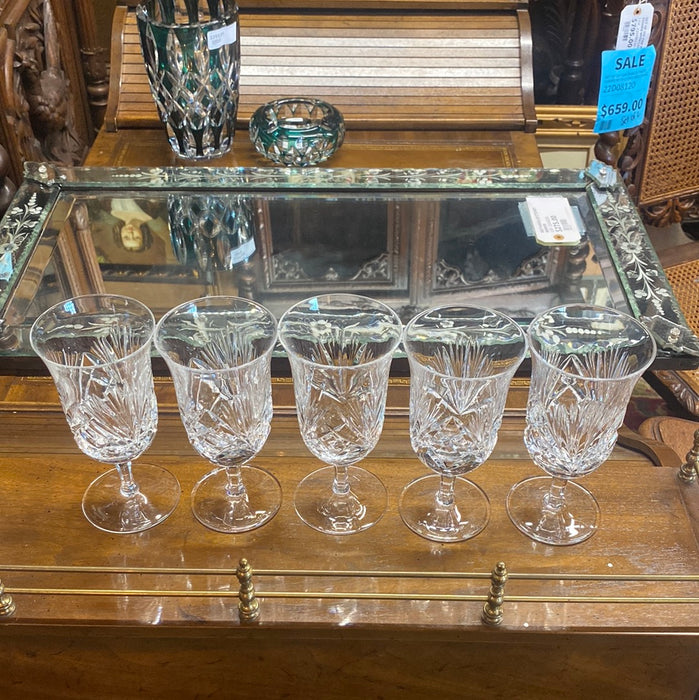 SET OF EIGHT CRYSTAL STEMMED WATER GOBLETS