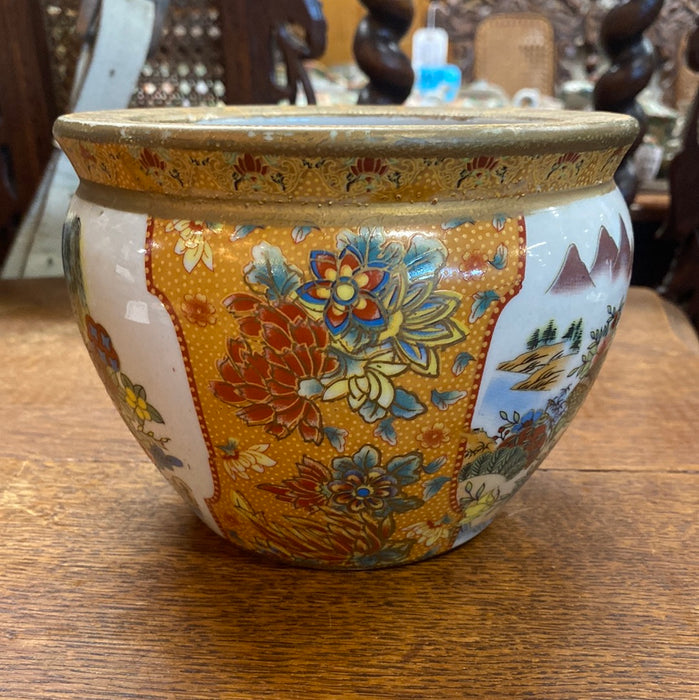 SMALL CHINESE JARDINIERE WITH MOUNTAIN SCENE