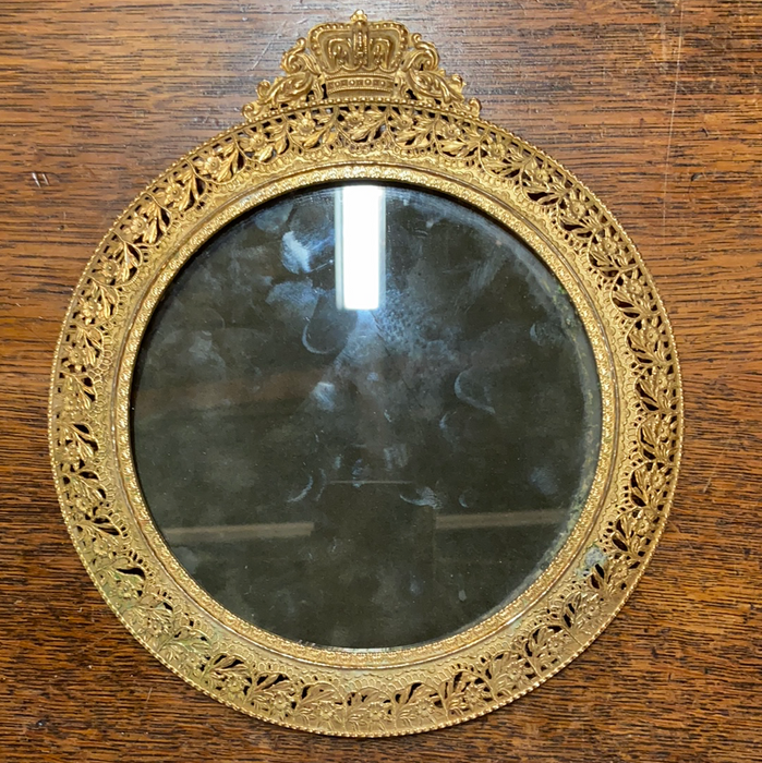 SMALL ROUND GOLD FILIGREE BRASS FRAME WITH CROWN