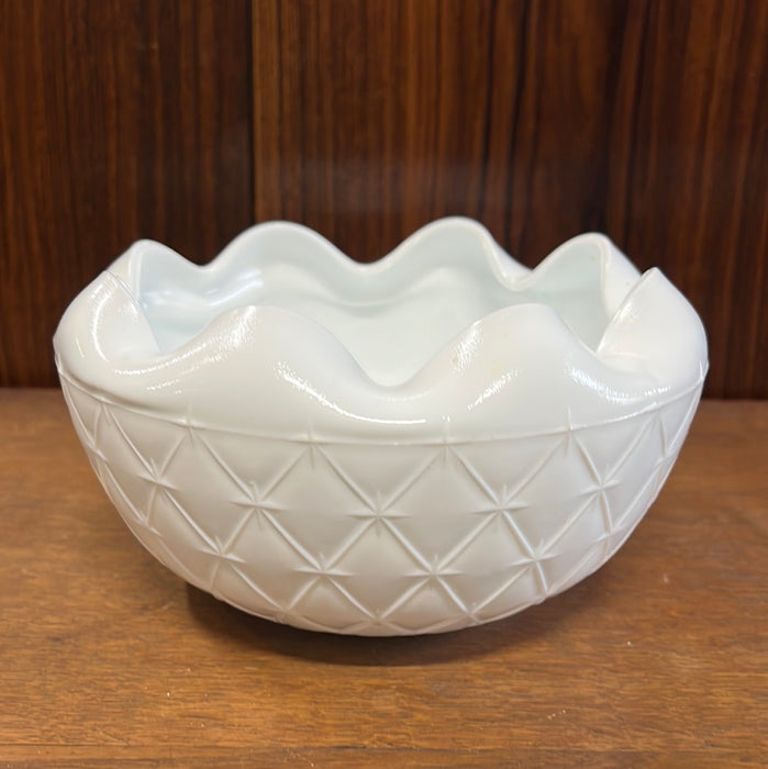 DIAMOND PATTERNED ROUND MILK GLASS CENTER BOWL