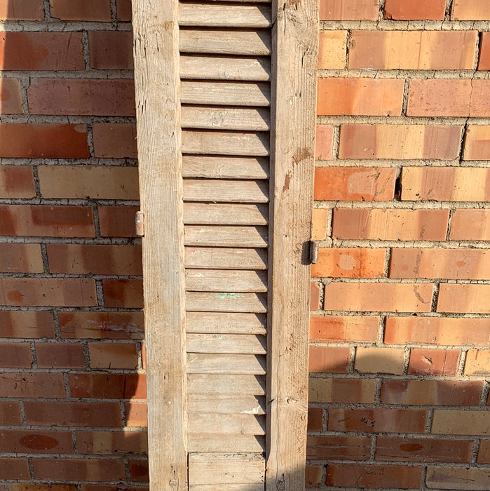 SINGLE RAW PINE SHUTTER