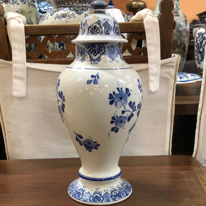 MEDIUM DELFT WINDMILL GINGER JAR