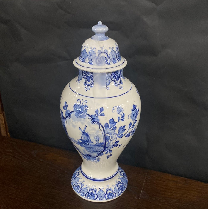 SMALL LIDDED FLORAL DELFT FLARED BASE URN WITH WINDMILL