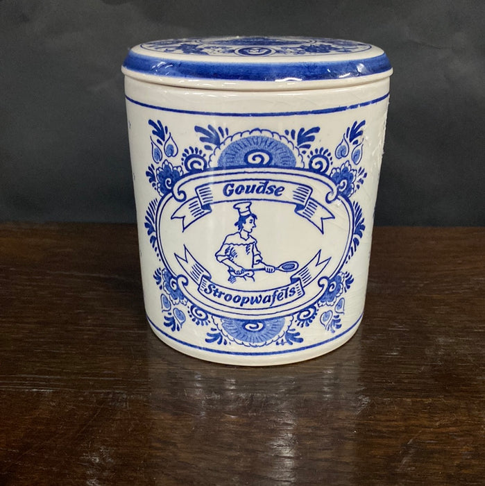 SMALL DELFT LIDDED JAR "GOUDSE STROOPWAFEL"