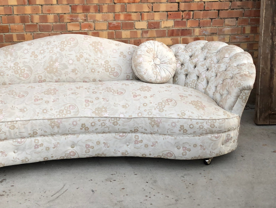 WHITE UPHOLSTERED CLUB STYLE SOFA