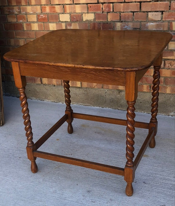 OAK LARGE BARLEY TWIST ENGLISH LAMP TABLE