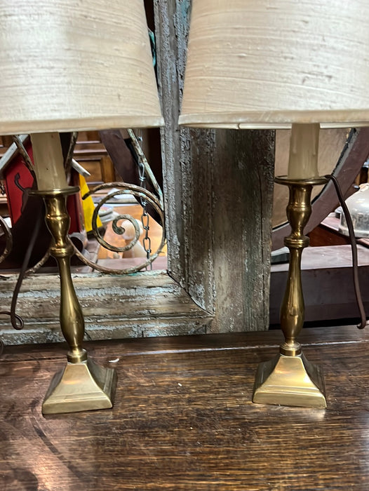SINGLE TINY BRASS LAMPS