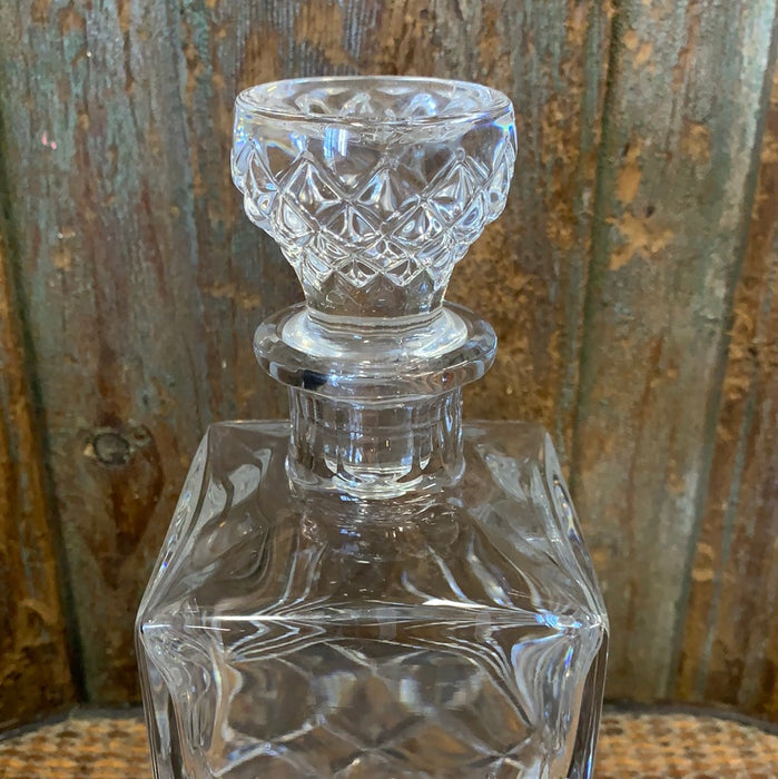 SQUARE CUT CRYSTAL DECANTER WITH PALM LEAF DESIGN