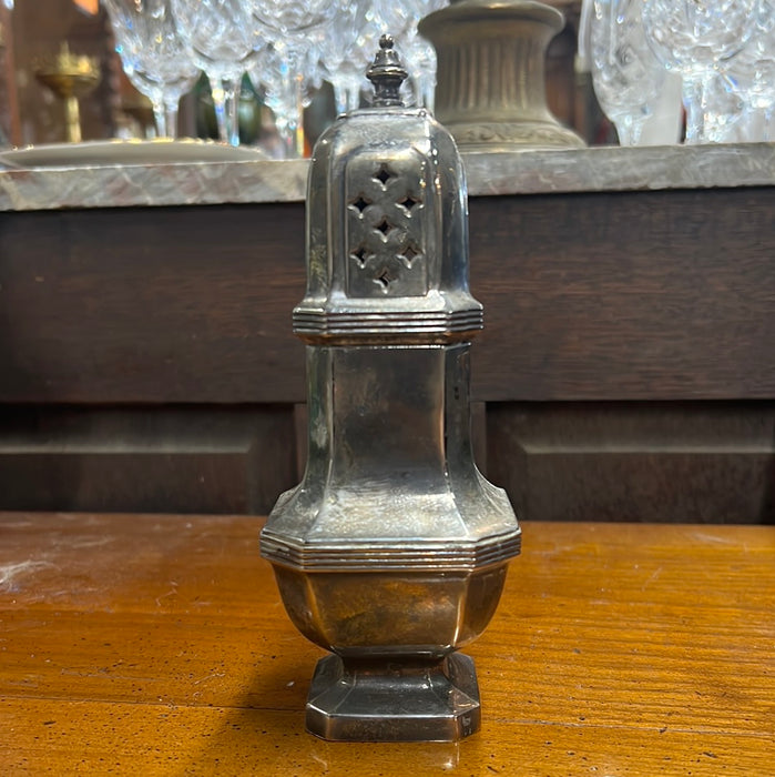 VINTAGE SILVERPLATE SUGAR SHAKER