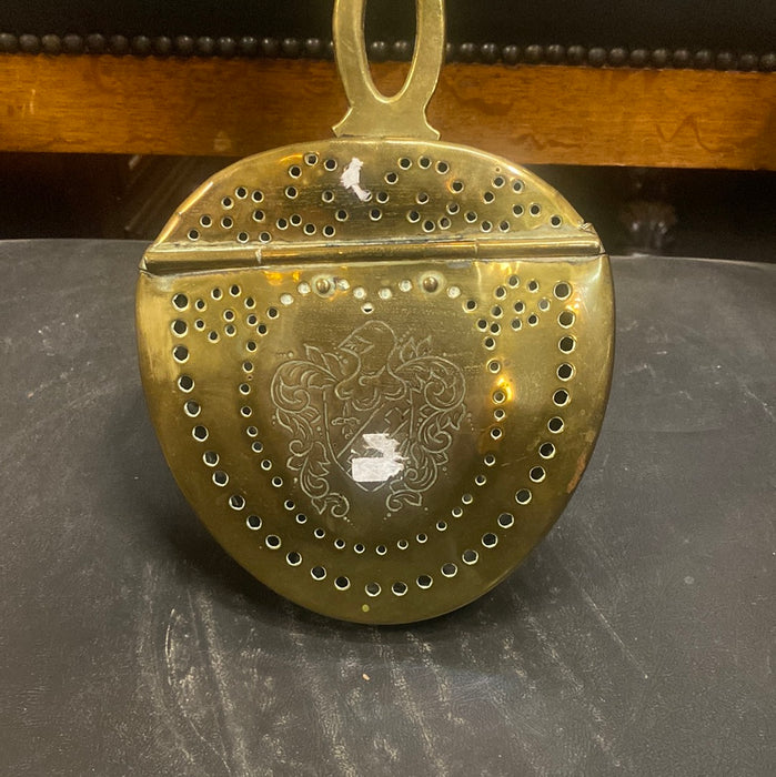 BRASS COAL WARMER WITH PERFORATIONS AND HINGED LID