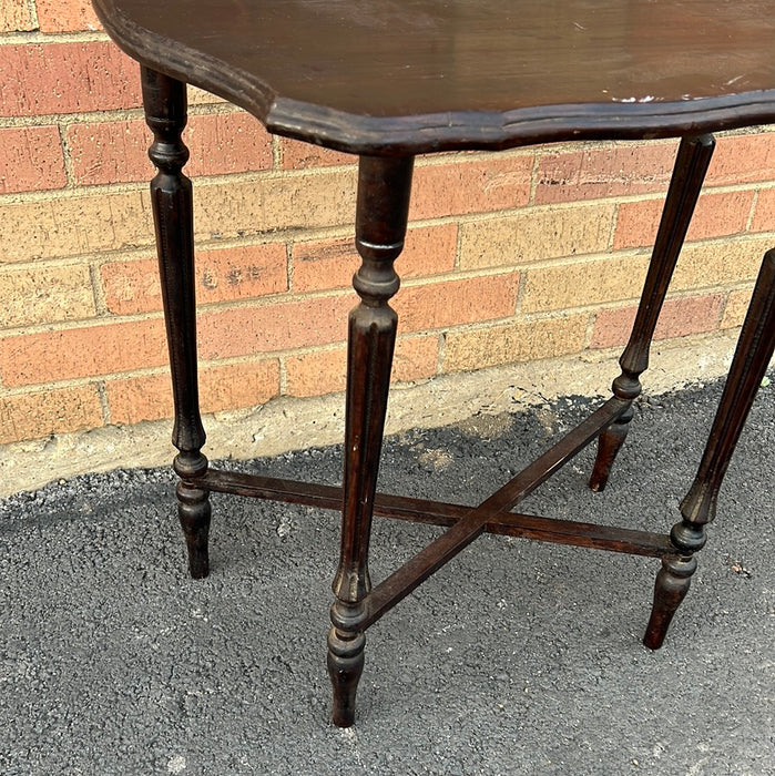 SMALL DARK 1920’S CONSOLE TABLE