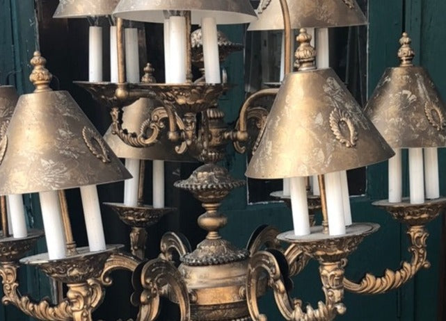 GILT METAL 8 LIGHT CHANDELIER WITH GILT METAL SHADES