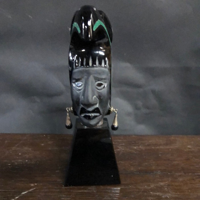 SMALL OBSIDIAN AFRICAN HEAD STATUE