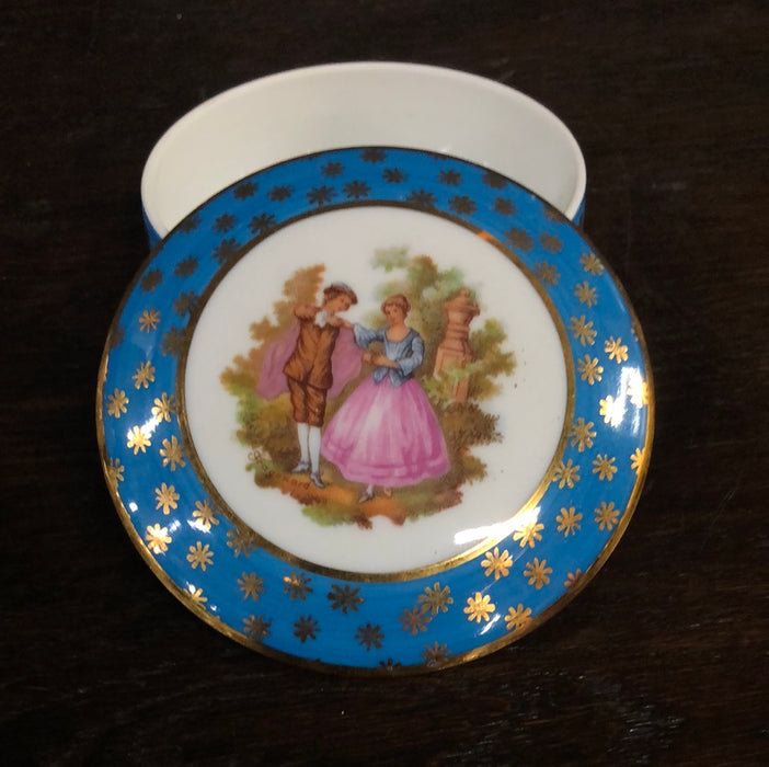 SMALL LIMOGES ROUND BOX WITH LID