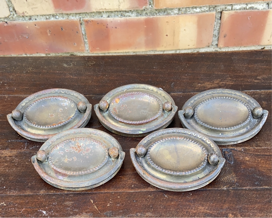 SET OF 5 FEDERAL OVAL BRASS DRAWER PULLS WITH BALES