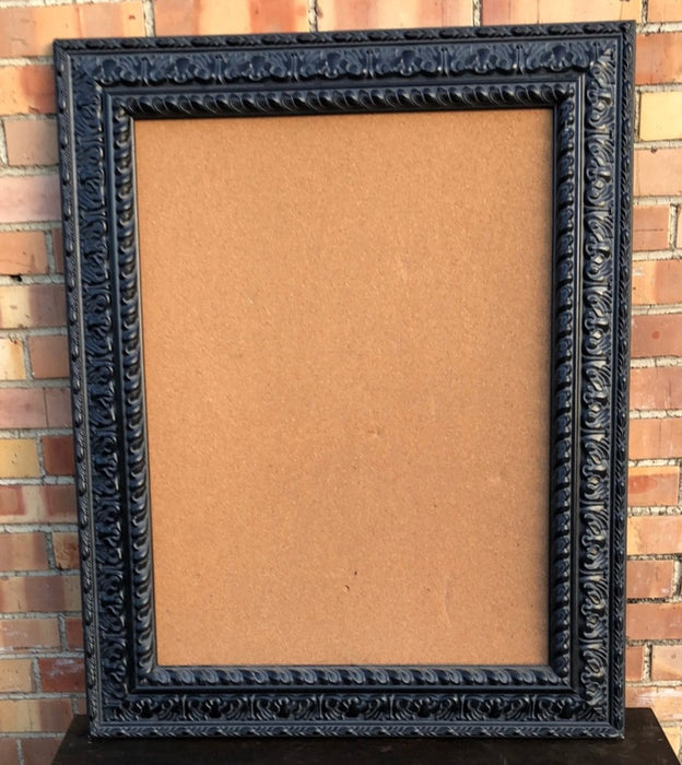 LARGE BLACK FRAME