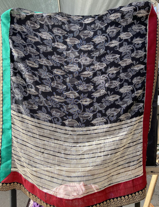 LARGE SILK MULTICOLOR THROW OF SCARF WITH LEAF DESIGN
