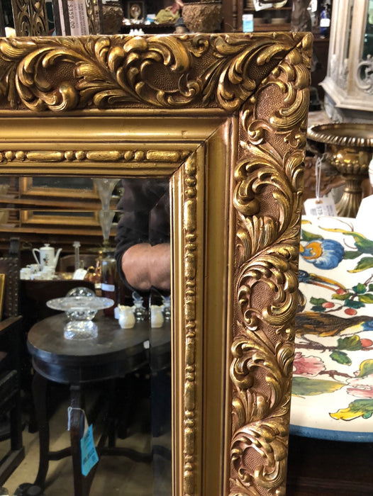 BEVELED GLASS MIRROR IN GILT  GESSO FRAME