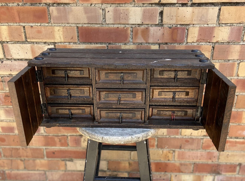 VINTAGE RUSTIC WOOD JEWELRY BOX