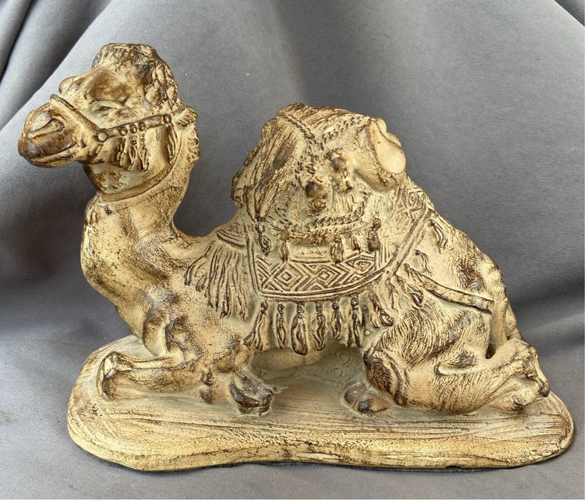 CHALK CAMEL