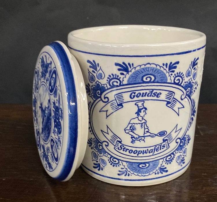 SMALL DELFT LIDDED JAR "GOUDSE STROOPWAFEL"