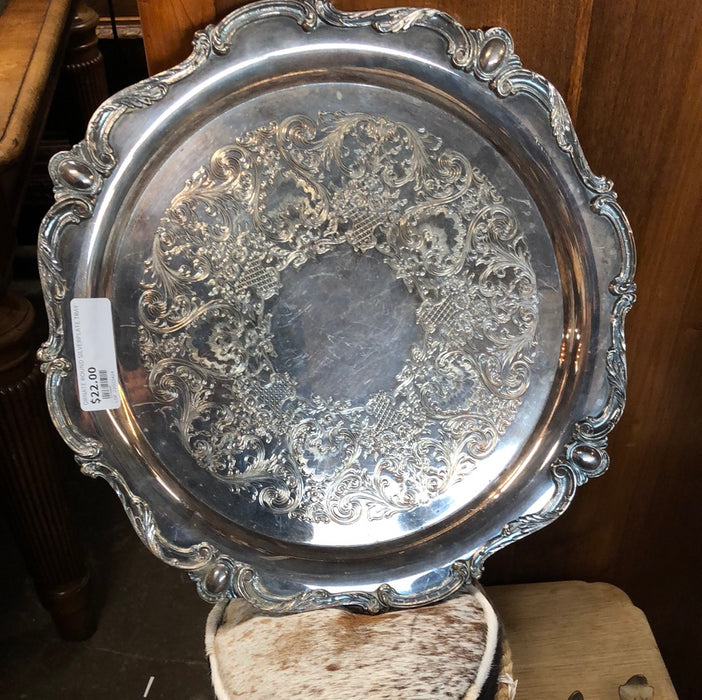 ORNATE ROUND SILVERPLATE TRAY