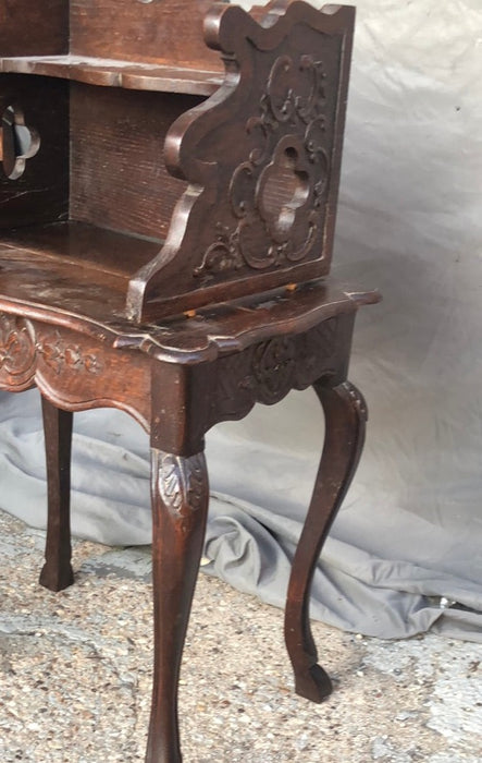 COUNTRY FRENCH OPEN TIERED SIDE TABLE WITH HOOF FEET