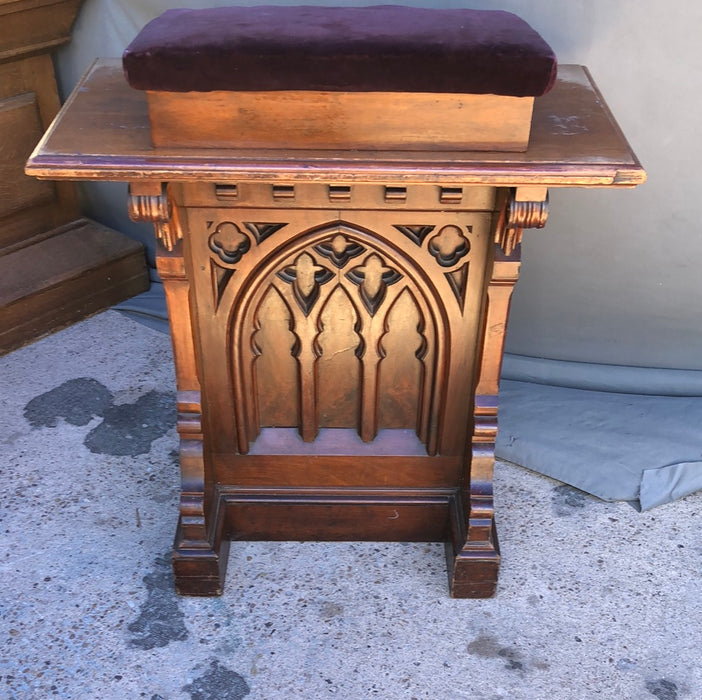 GOTHIC WALNUT PODIUM/PEDESTAL WITH ARCHES CIRCA 1900