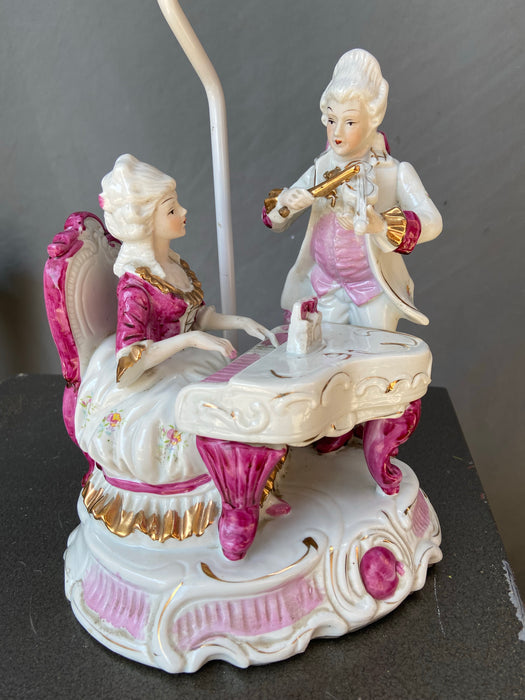 ITALIAN MUSICIANS PORCELAIN LAMP - AS FOUND