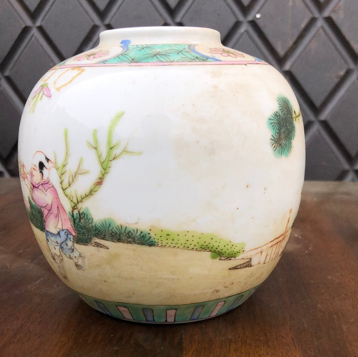 ASIAN GREEN AND WHITE JAR - NO LID