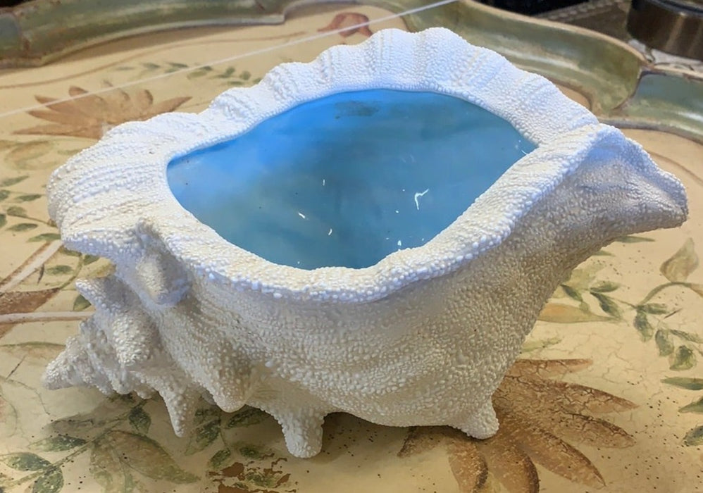 REALISTIC SHELL PLANTER