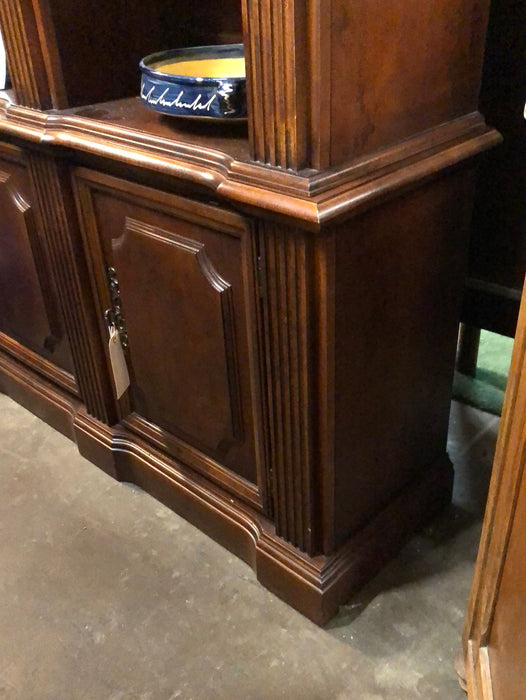 ITALIAN ARCHED BOOKCASE