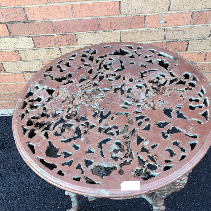 CAST IRON PUB TABLE WITH GRAPES