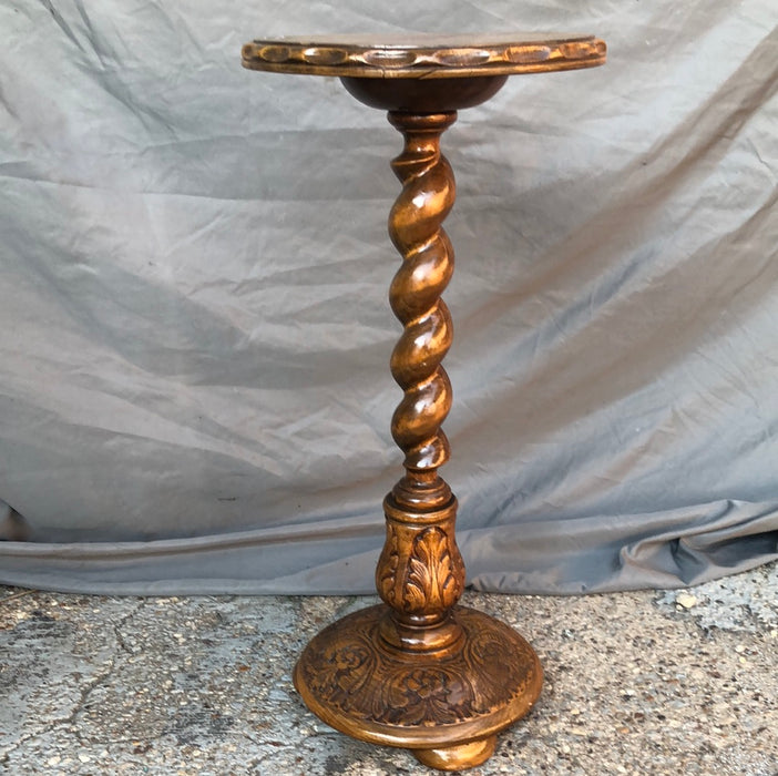 SMALL BEECH PEDESTAL