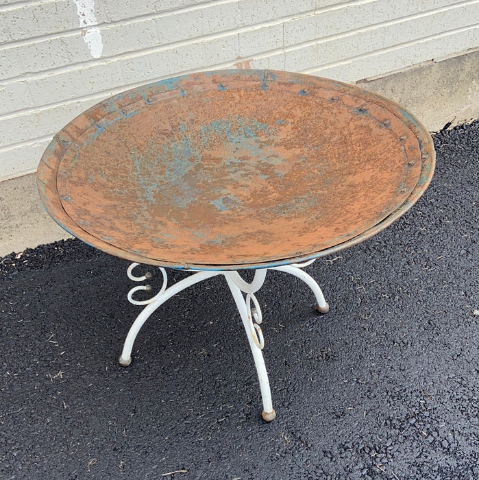 IRON CENTERPIECE BOWL ON STAND