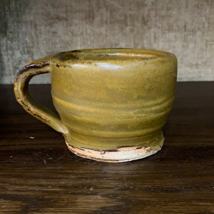 MUSTARD YELLOW STUDIO POTTERY MUG