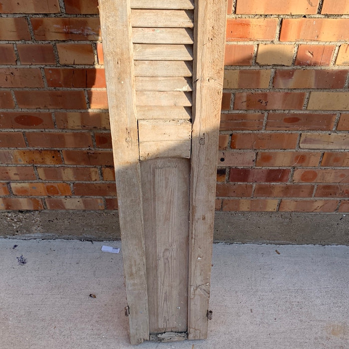 SINGLE RAW PINE SHUTTER