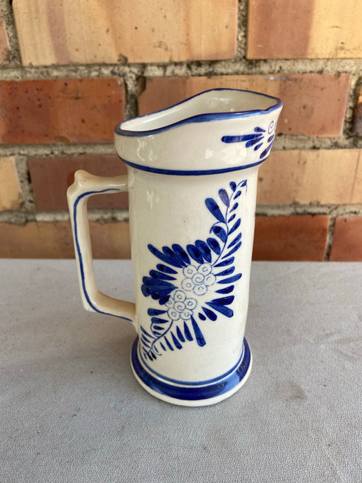 CYLINDER DELFT PITCHER WITH WINDMILL