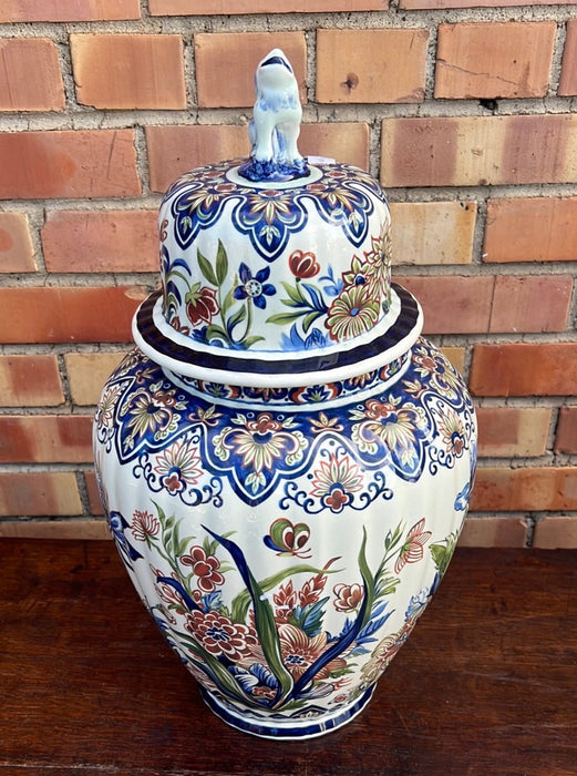 LARGE POLYCHROME DELFT GINGER JAR WITH FOO DOG