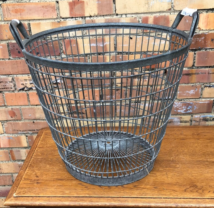 METAL MUSSEL BASKET
