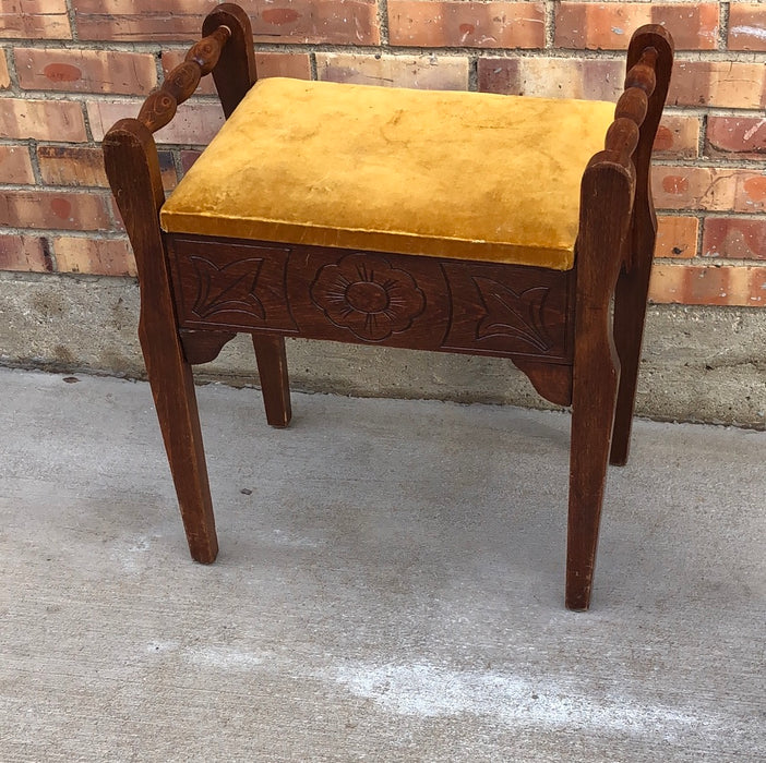 FLOWER CARVED VANITY BENCH